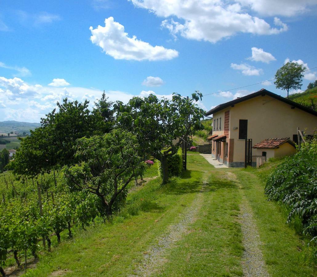 Cascina Tra I Vigneti A Nizza Monferrato Villa Eksteriør billede